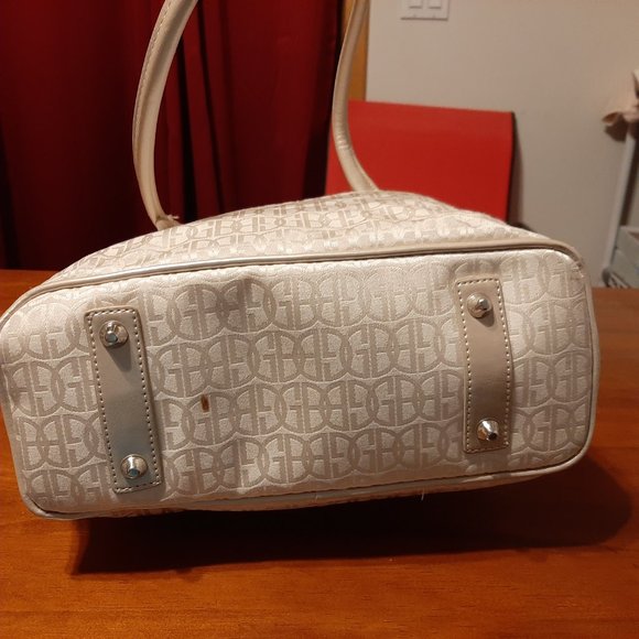 Gianni Bernini Jacquard Cream Colored Handbag - Picture 4 of 7